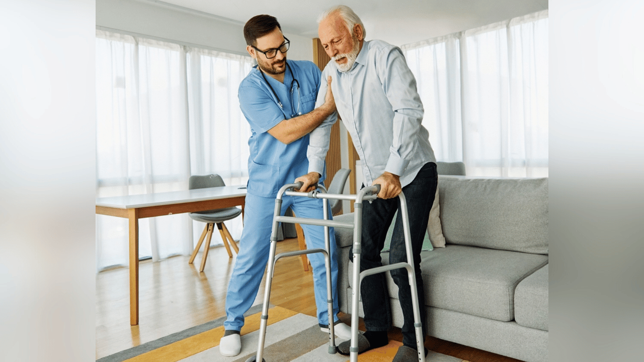 Physiotherapist providing home visit service